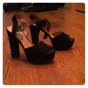 Black statement heels